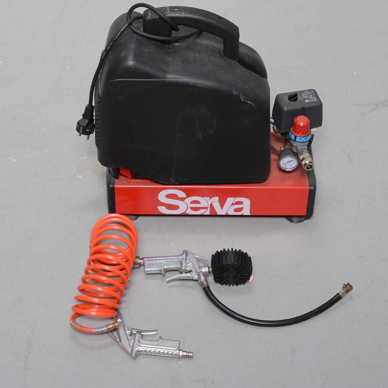 KOMPRESSOR, Service.