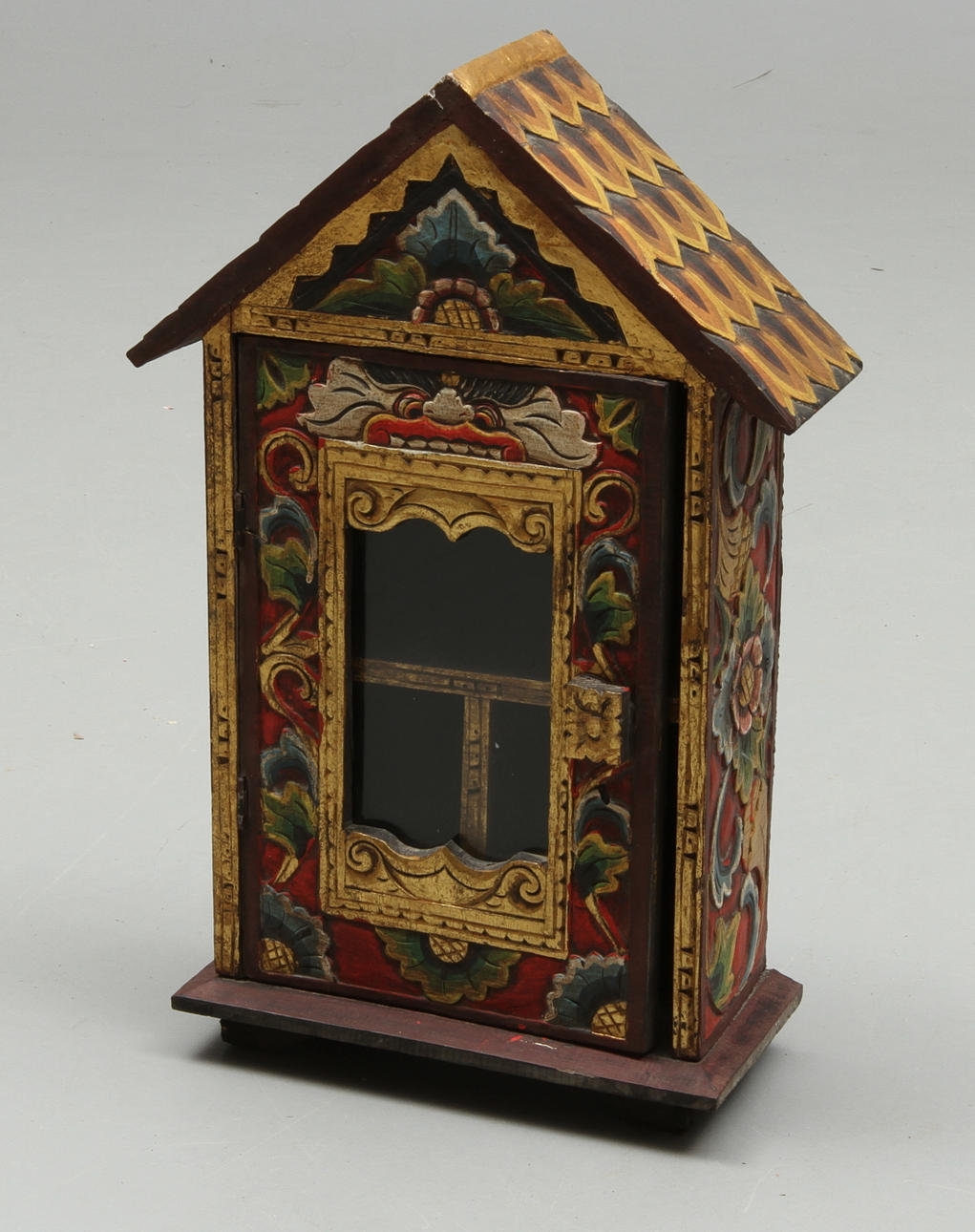 SKÅP, orientaliskt, 1900/2000-tal.