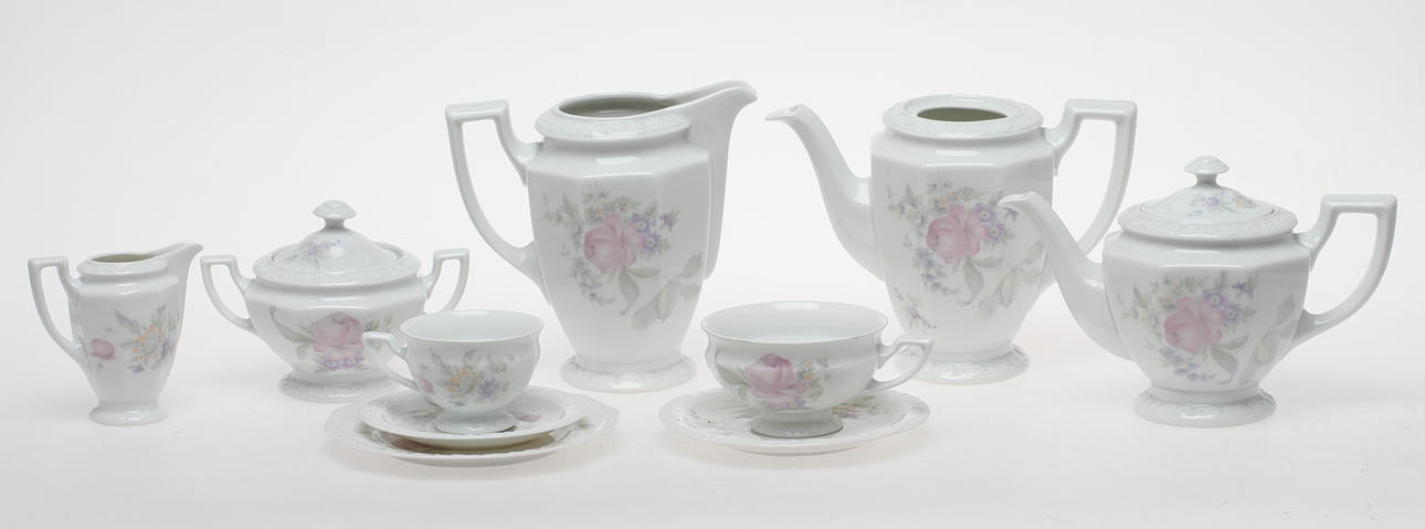 KAFFE- och TESERVIS, ca 33 delar, porslin, "Maria", Rosenthal.