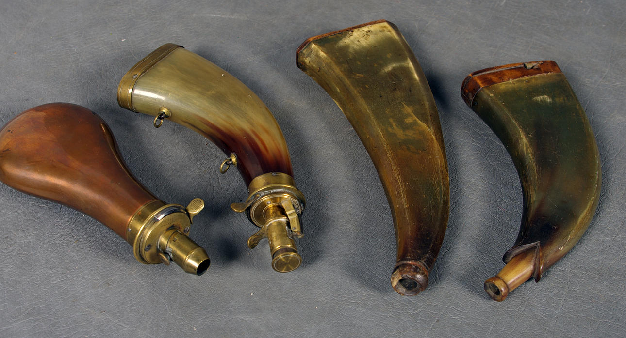 KRUTHORN, 4 stycken, horn, koppar och mässing.