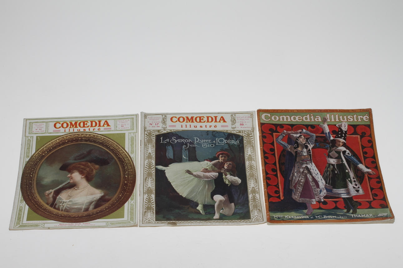 TIDNINGAR "COMEDIA ILLUSTRÉ" Paris, No10 1909, No 17 1910 och No 17 1912.