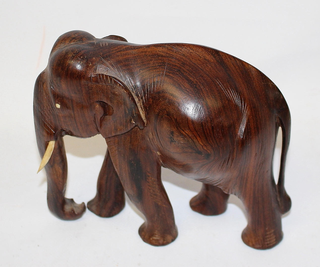 FIGURIN, Elefant, Trä.