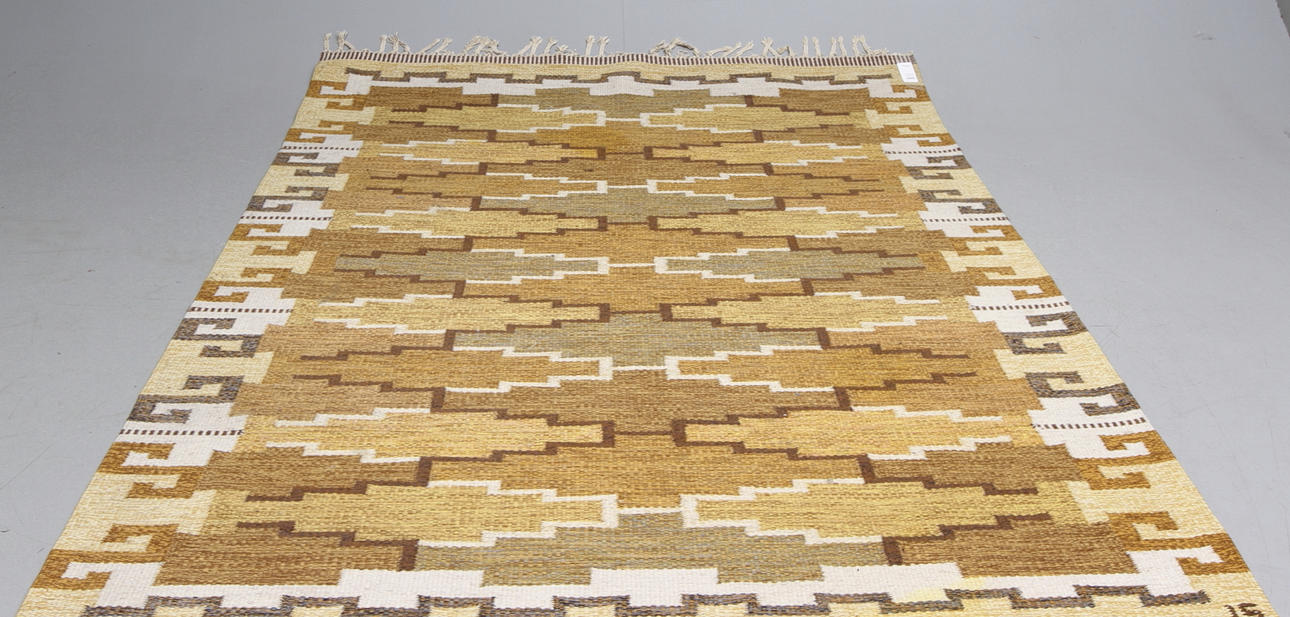 MATTA, rölakan, Ingegerd Silow, ca 232 x 166 cm, signerad IS.