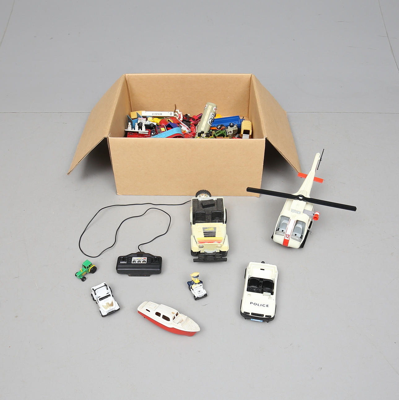 TOYS, tin and plastic, 20th century.