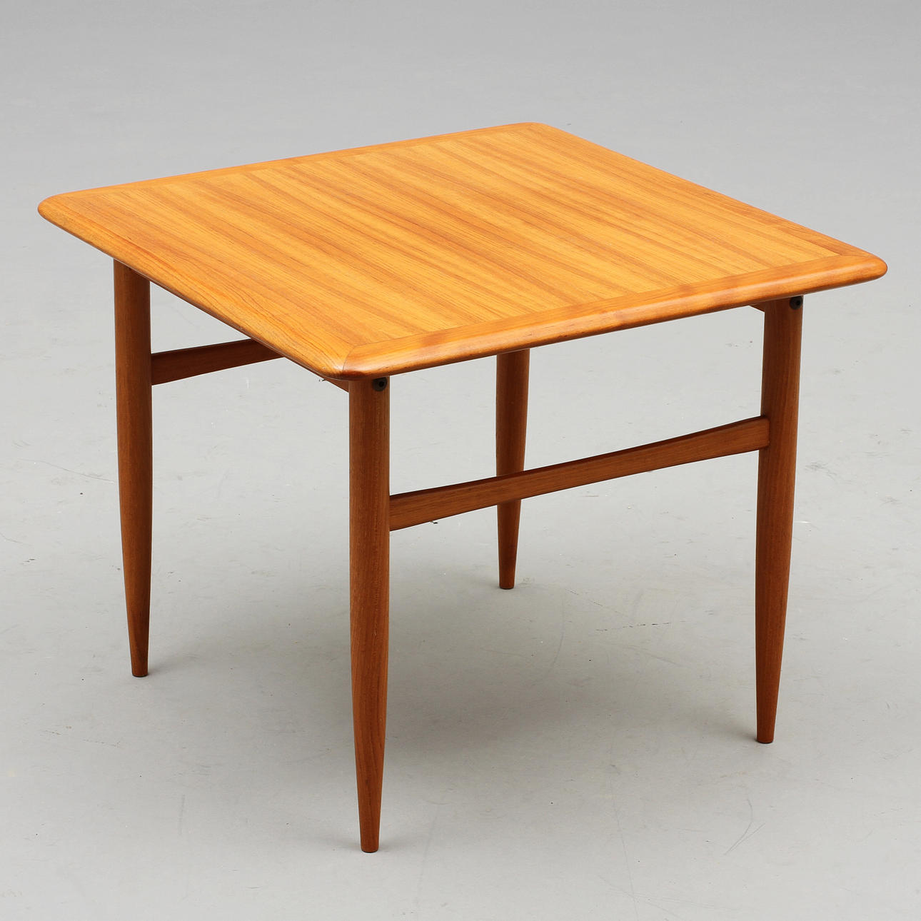 BORD, HMB Möbler, Rörvik, 1900-talets mitt.