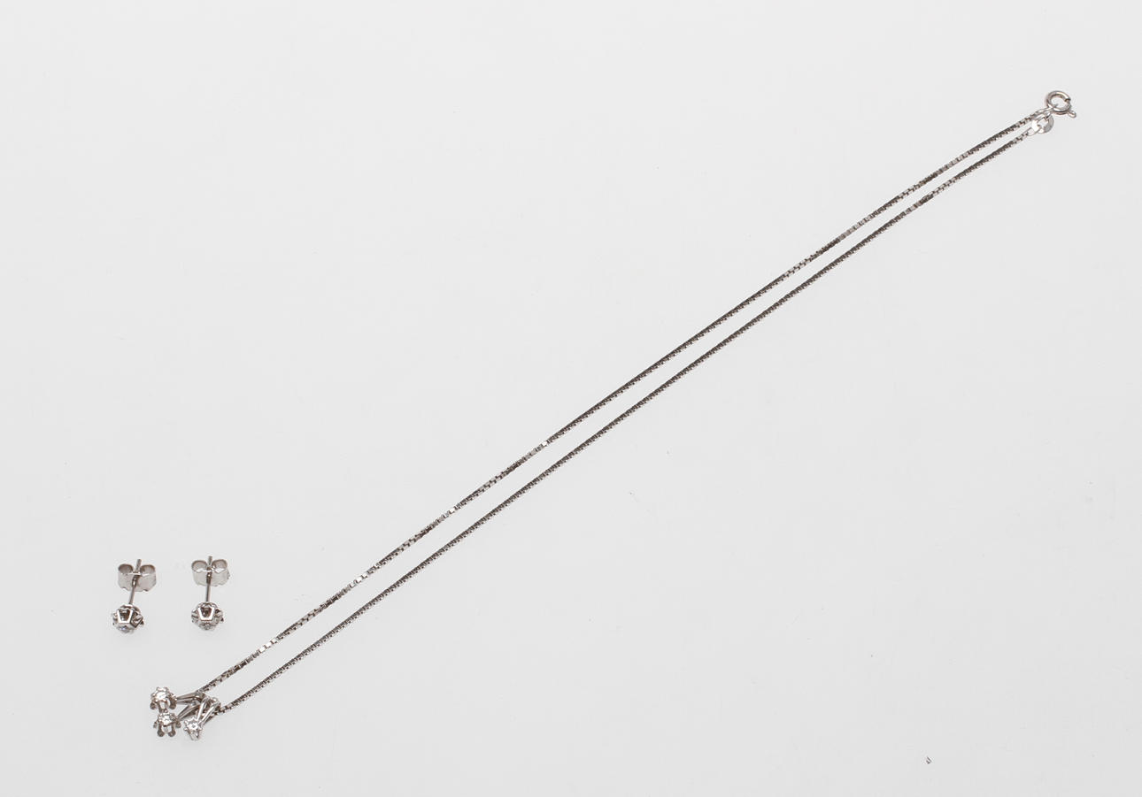 HÄNGEN, KEDJA samt ÖRHÄNGEN, 6 delar, 18k guld, vikt ca 6,5 gram.