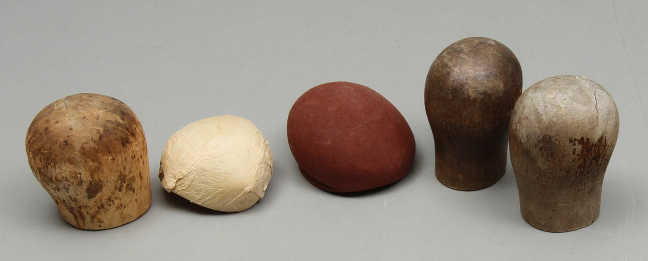 HATTSTOCKAR, 5 st, trä.