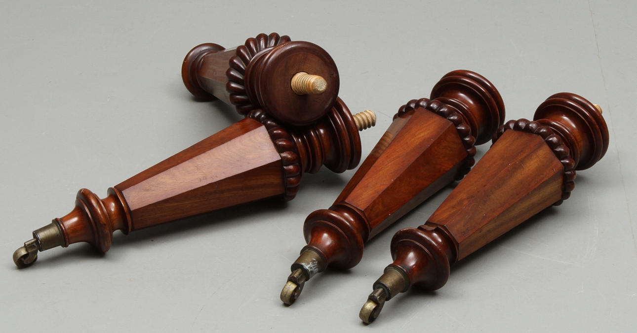 TAFFELBEN, 4 st, 1800-tal.