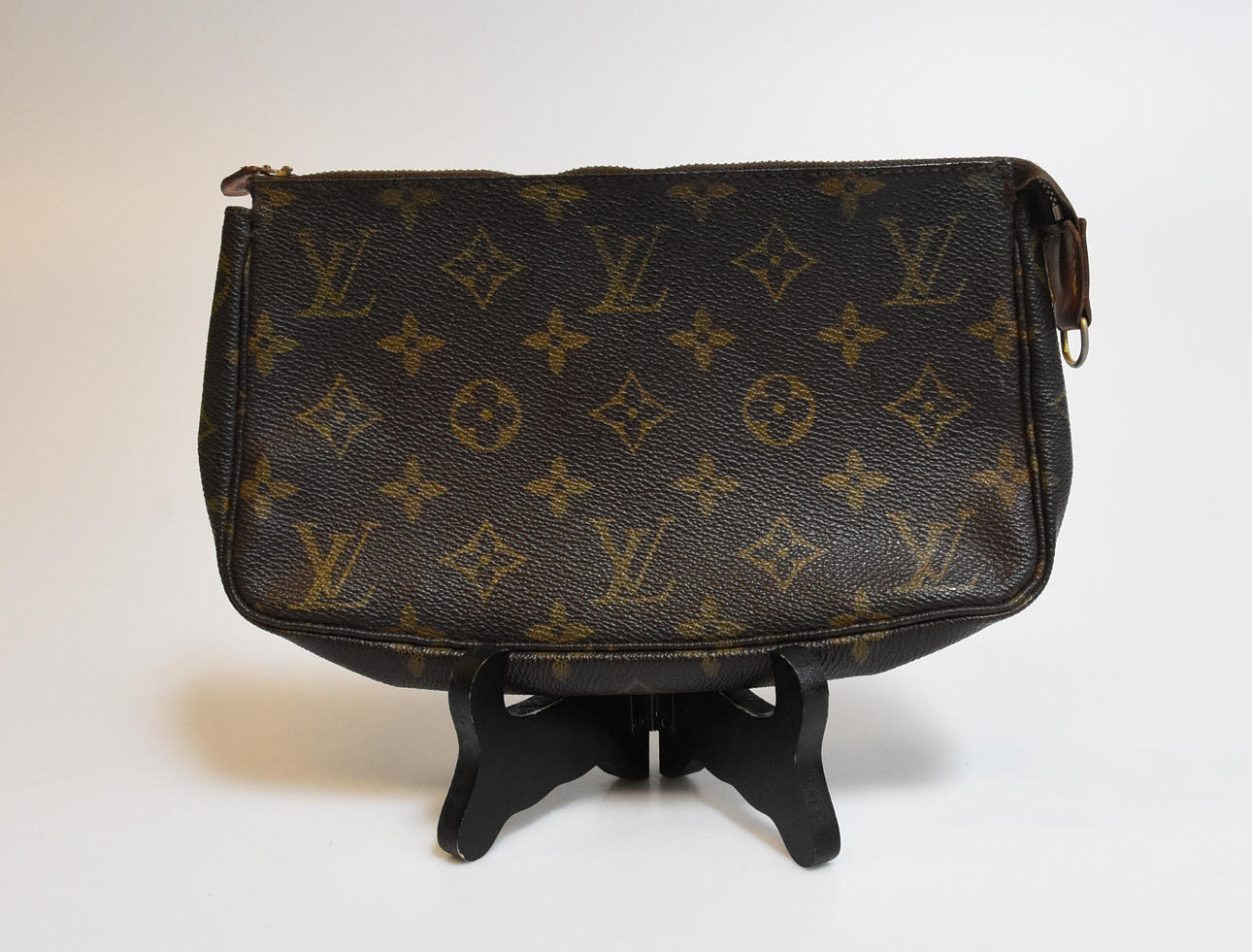 LOUIS VUITTON monogram sminkväska.