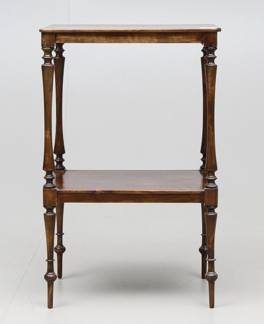 VÅNINGSBORD, nyrenässans, sent 1800-tal.