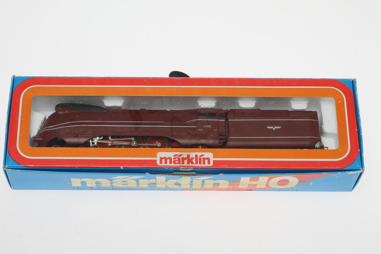 MODELLTÅG MÄRKLIN ånglok 3089 BR 03 i originalkartong.