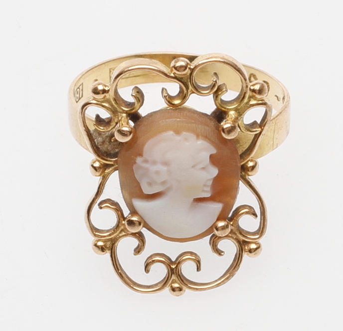 CAMÉRING, 18k guld, vikt ca 3,7 gr.