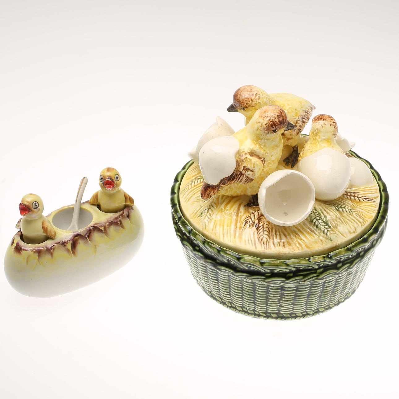 SKÅL MED LOCK. SALT-och PEPPERKAR.