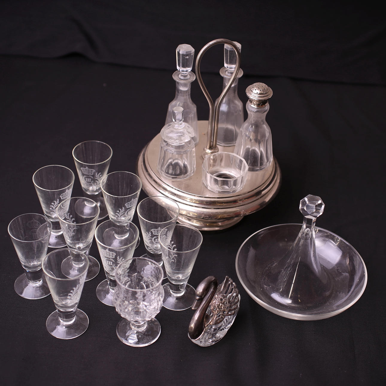 LASIESINEET, Erä, 1900-luku.