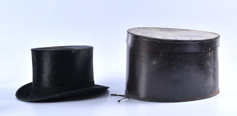 HÖG HATT, i ask, 1900-tal.