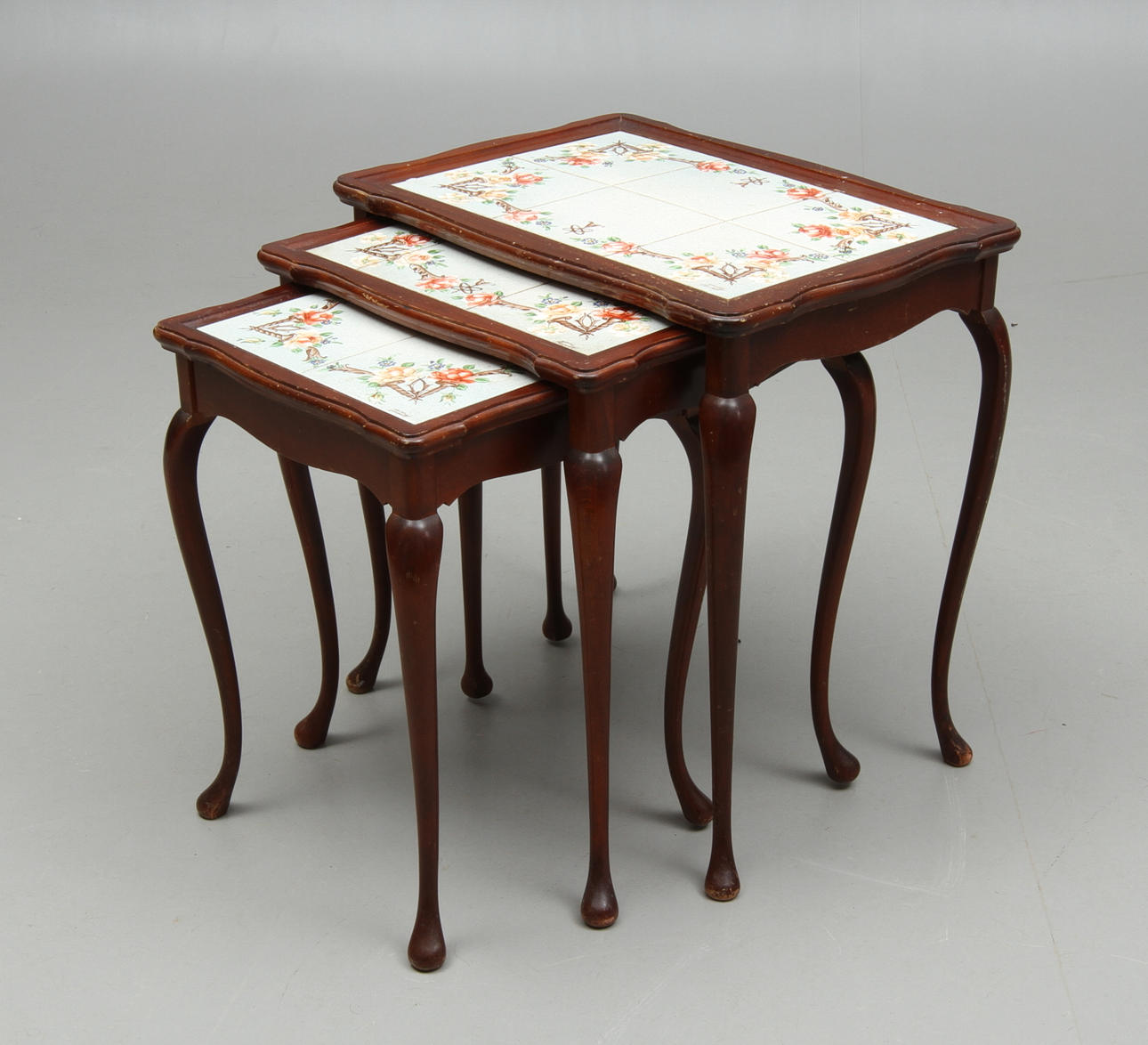 SATSBORD, 3 delar, med kakelplattor, 1950/60-tal.