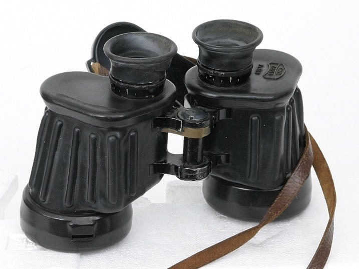 Binoculars, Carl Zeiss 7x50B.