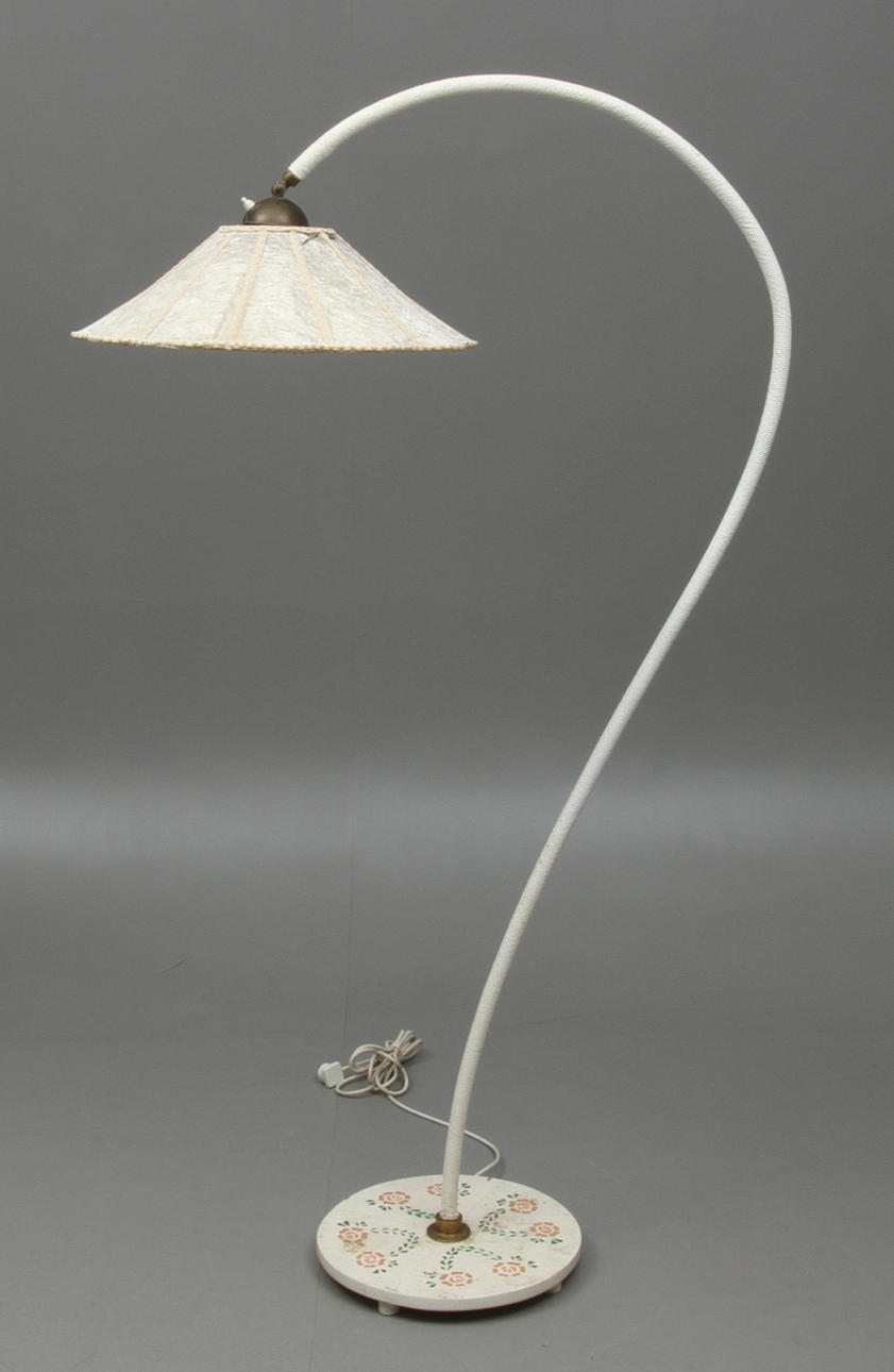 GOLVLAMPA, 1900-tal.