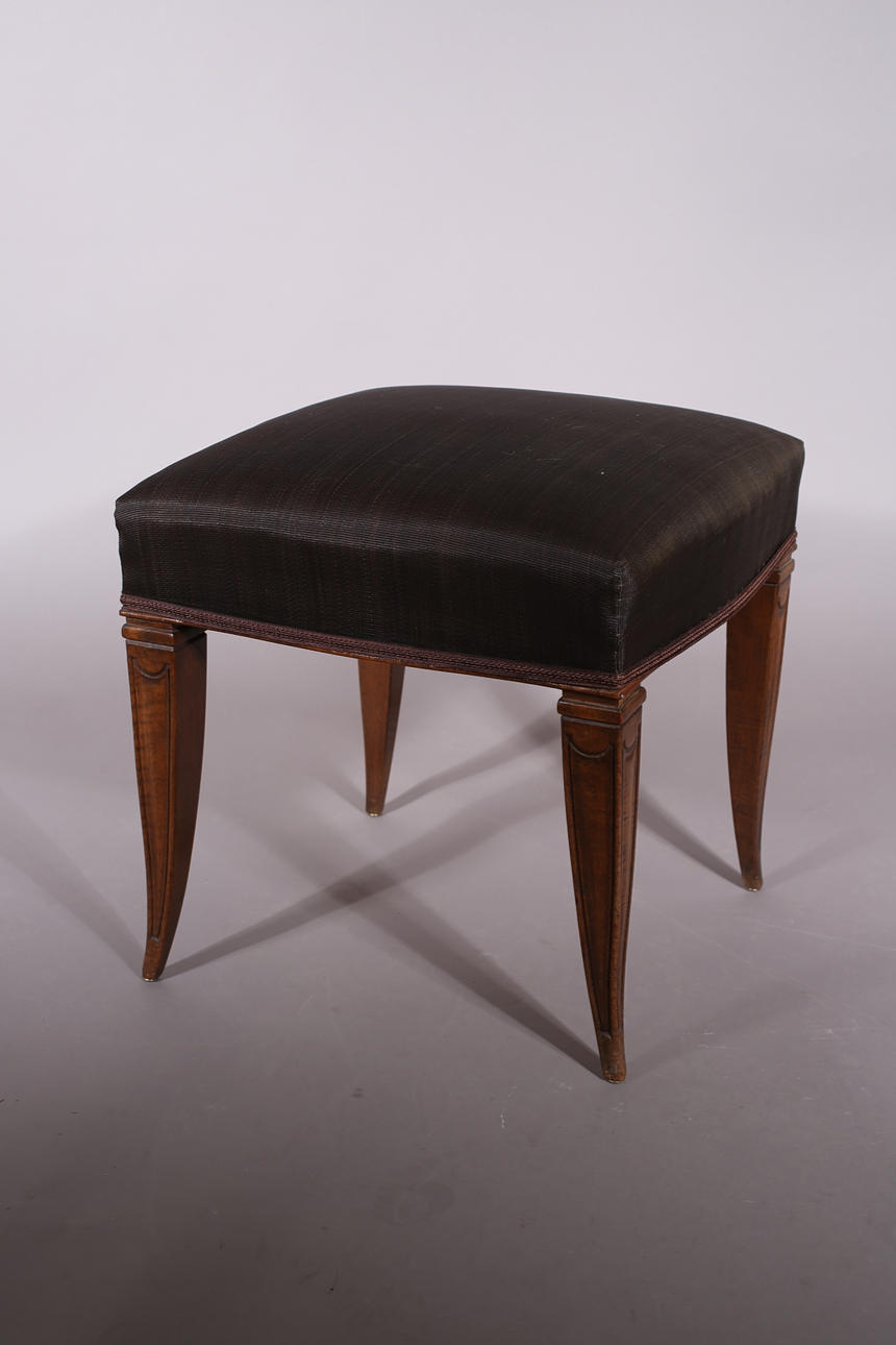 Jakkara, biedermeier.