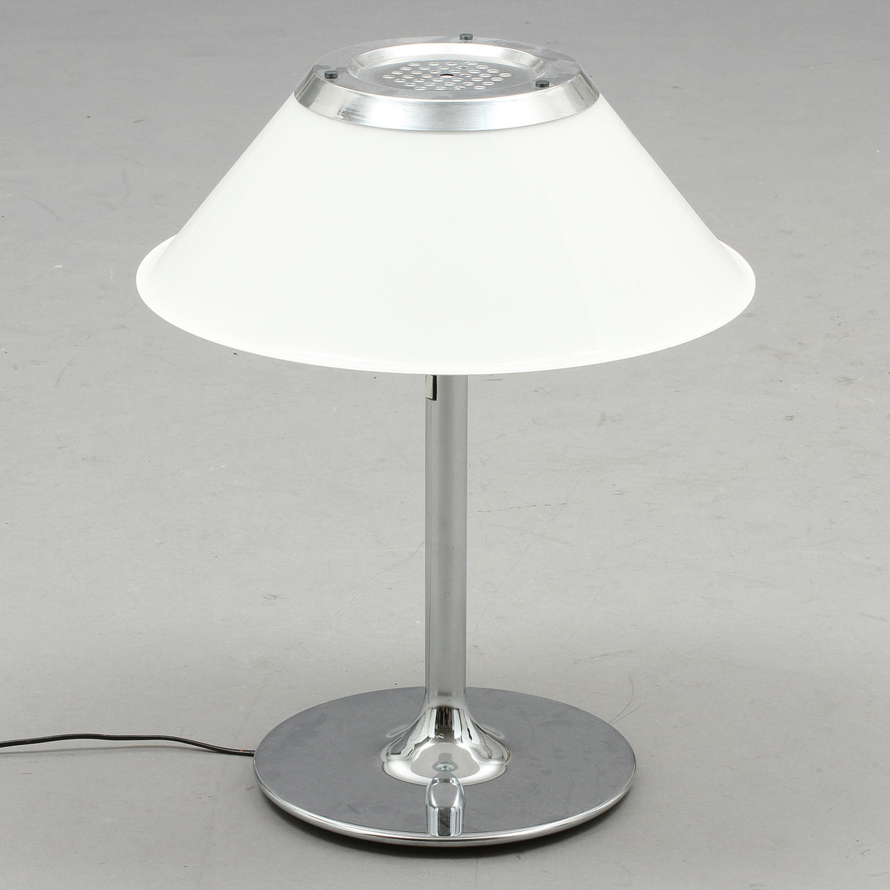 BORDLAMPA, Atelje Lyktan, Åhus.