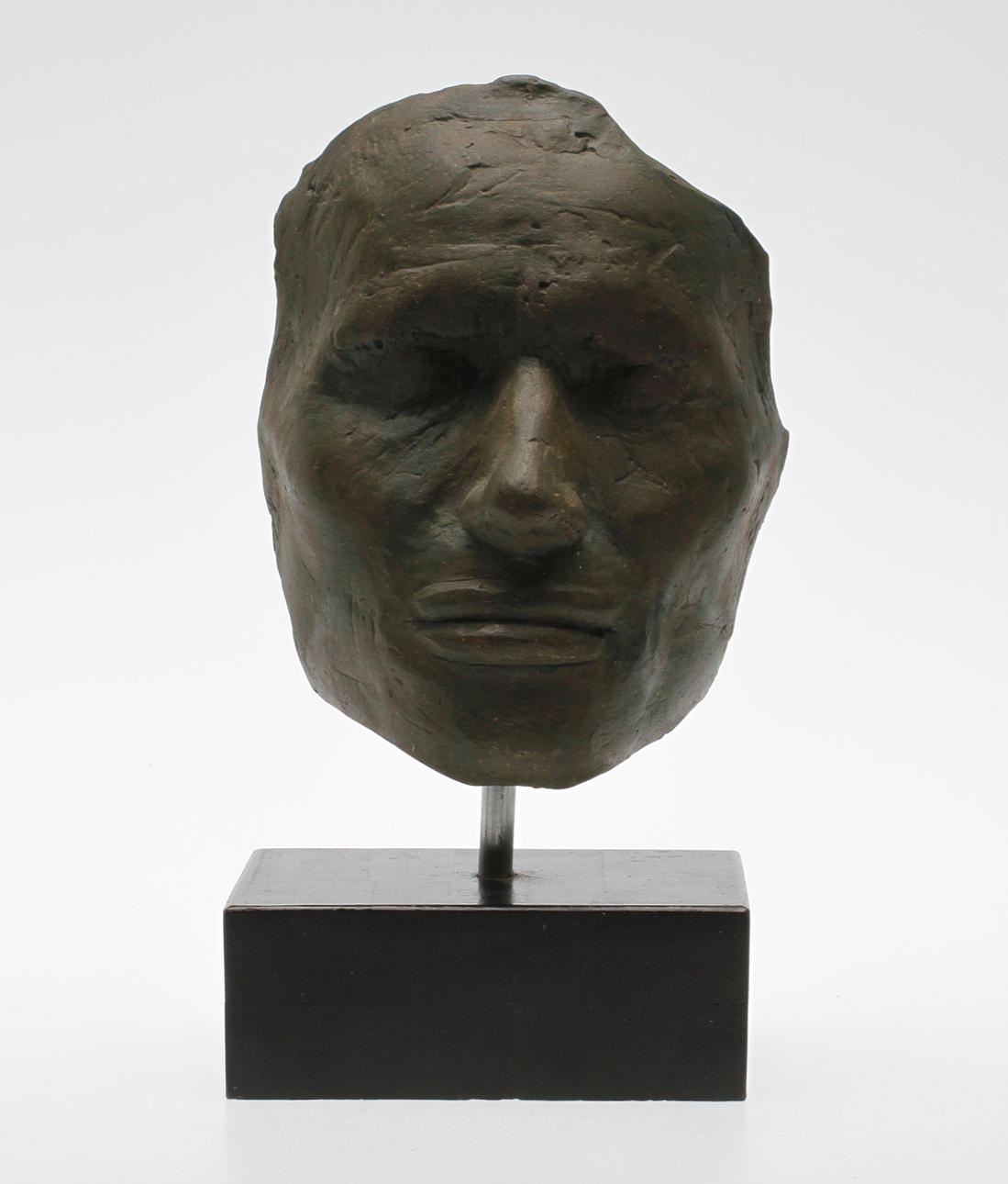 SKULPTUR, gips, sannolikt efter Gustaf III dödsmask, 1900-tal.