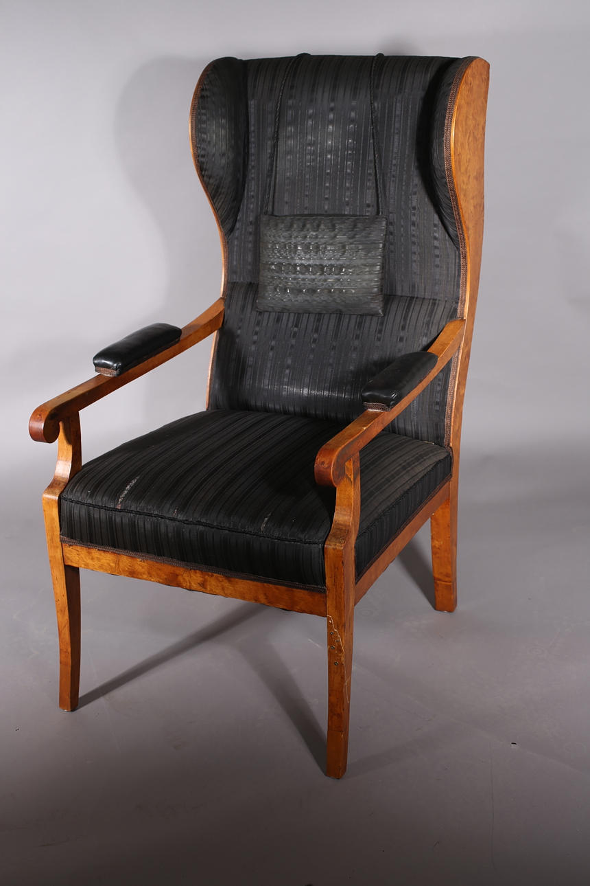 KORVATUOLI, biedermeier.