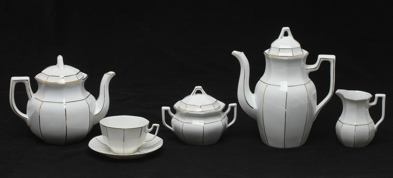 KAFFESERVIS, 13 delar, porslin, 1900-tal.
