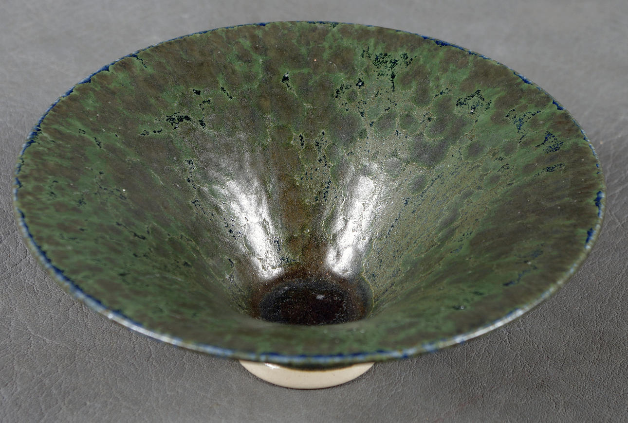 KERAMIKSKÅL, signerad R.N. Roger Nilsson, Höganäs.