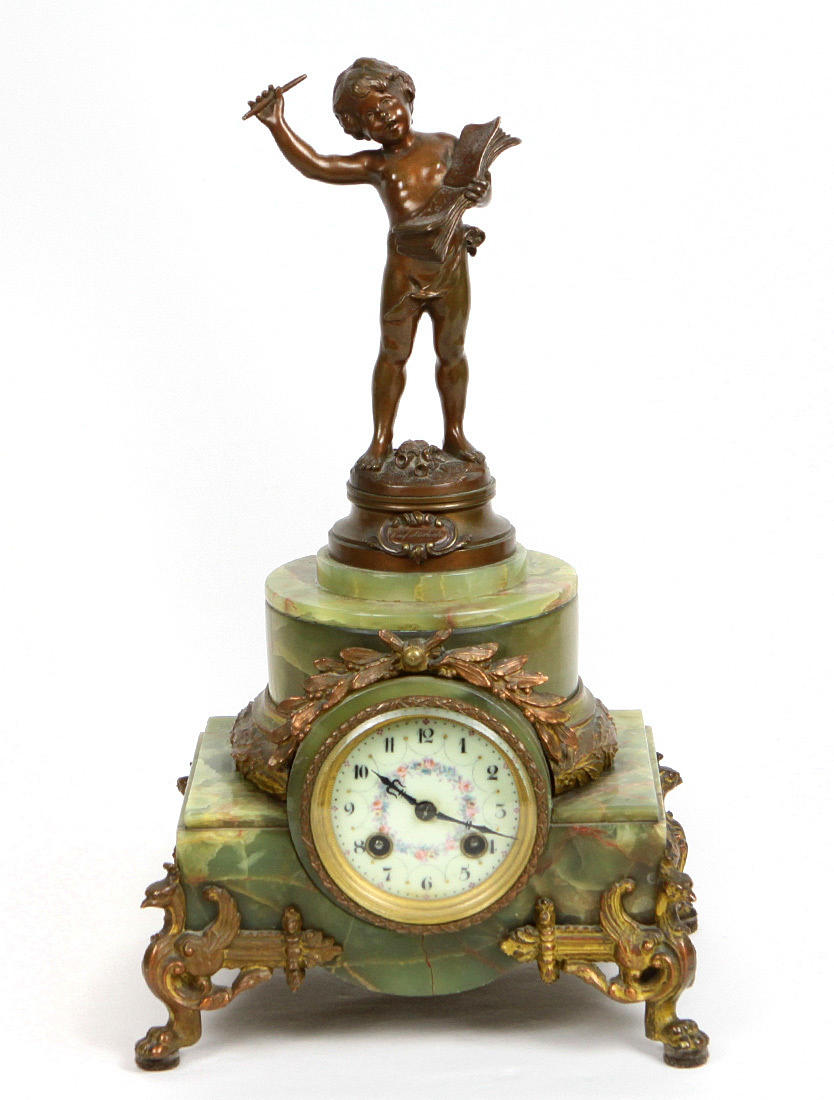 KAMINUHR mit Figur, Lenzkirch.