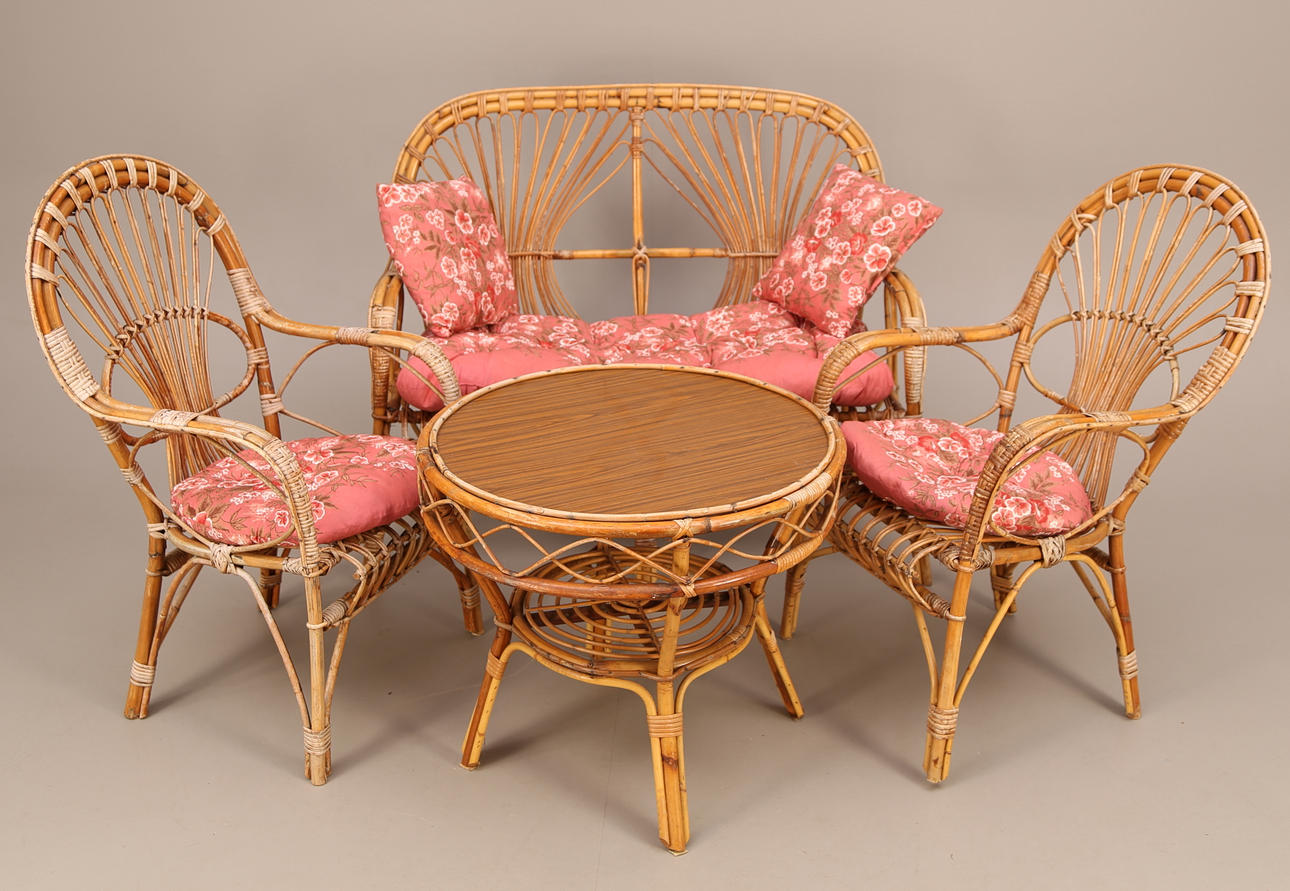 GARDEN GROUP, 4 osaa, bambu / rottinki, 1900-luku.