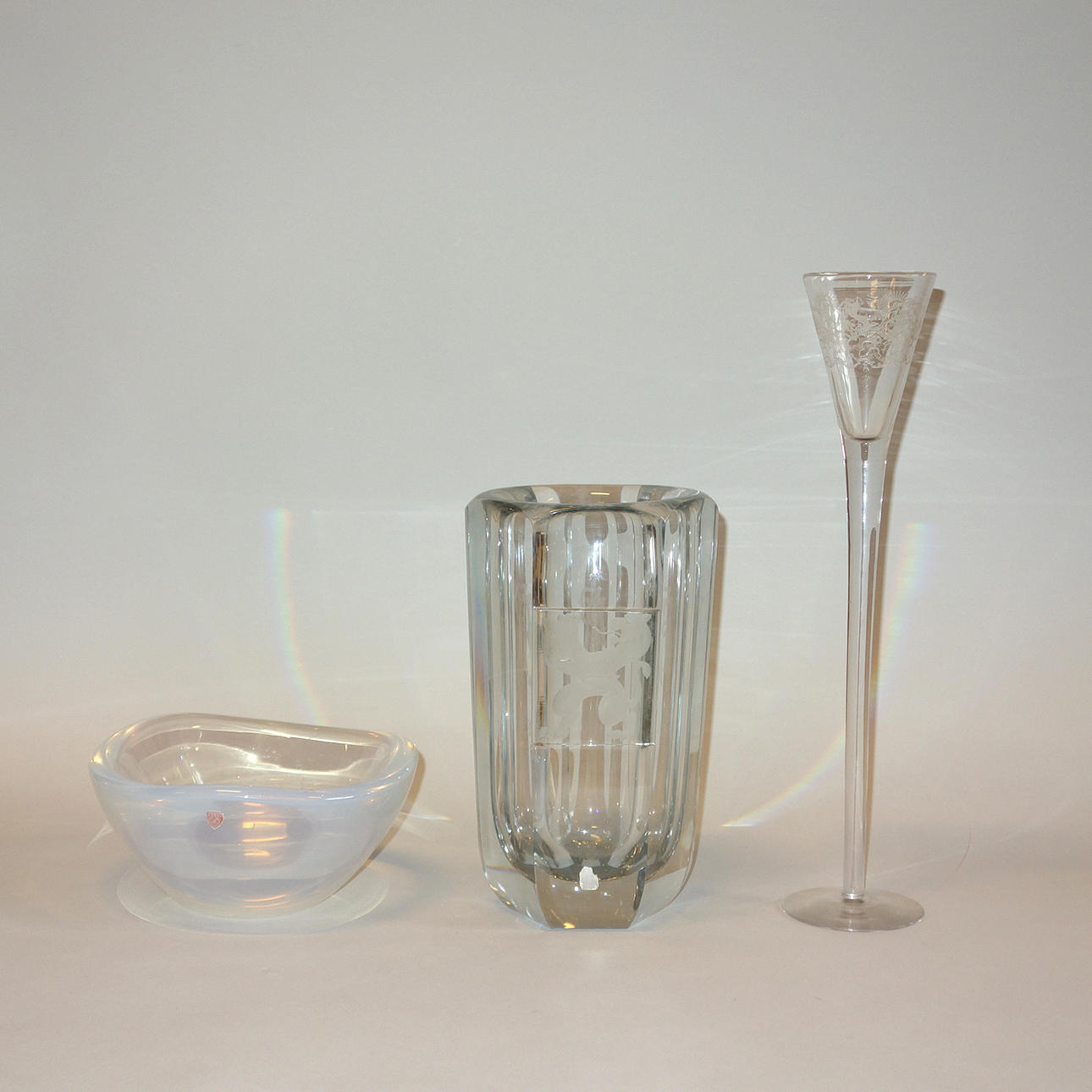 SVENSKT KONSTGLAS, 3 delar.