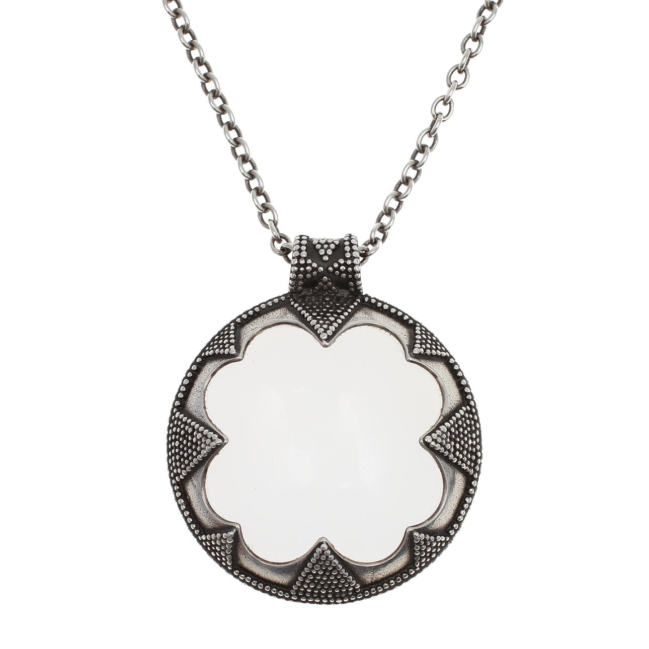 HALSBAND, 2 st, silver, bl a Kalevala.