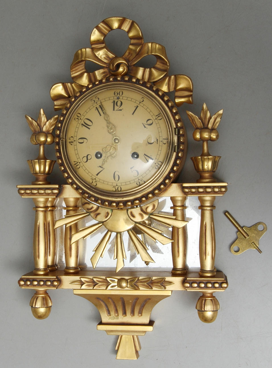 VÄGGPENDYL, gustaviansk stil, Westerstrand, 1900-tal.