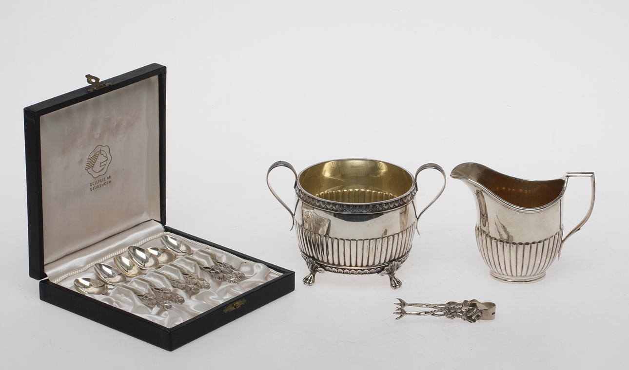 PARTI SILVER, 9 delar, bla. Sockeskål & Gräddkanna, 1900-tal.