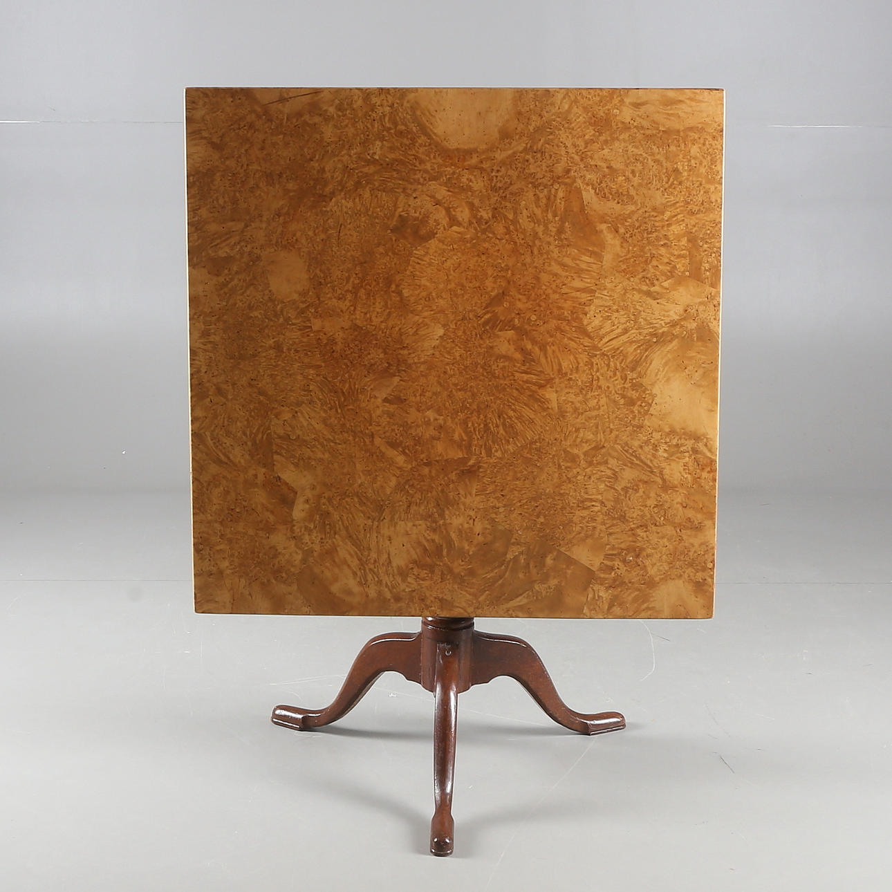 FALL TABLE, root veneer/masurb birch, 19th century.