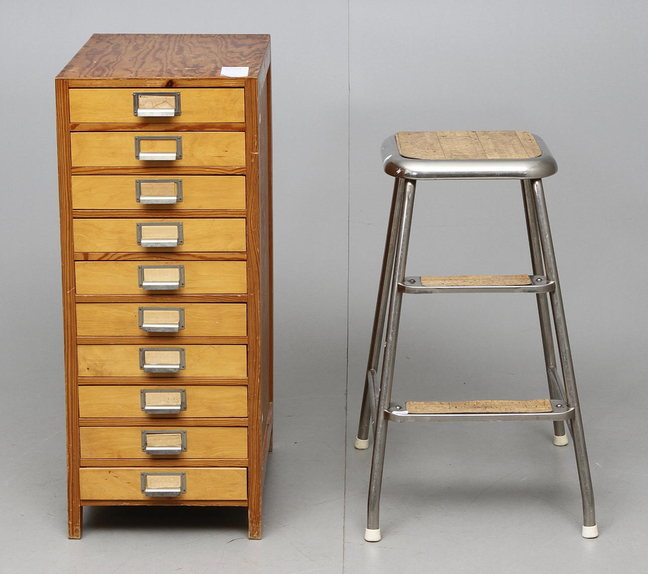 STEGPALL och ARKIVBYRÅ 1900-talets mitt.