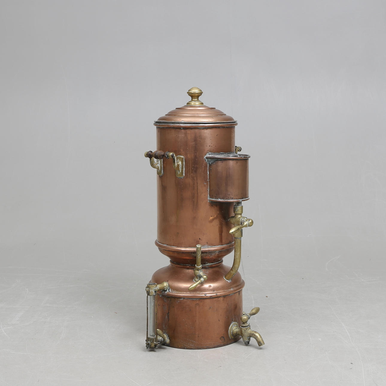 COFFEE BREWER, copper and brass, circa 1900.