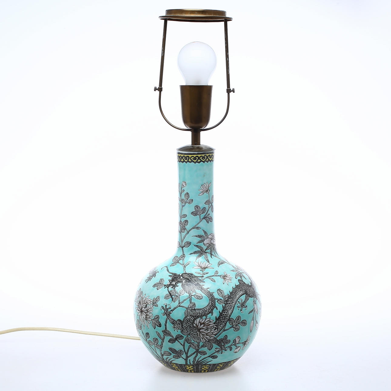 BORDSLAMPFOT, porslin, Kina, 1900-tal.