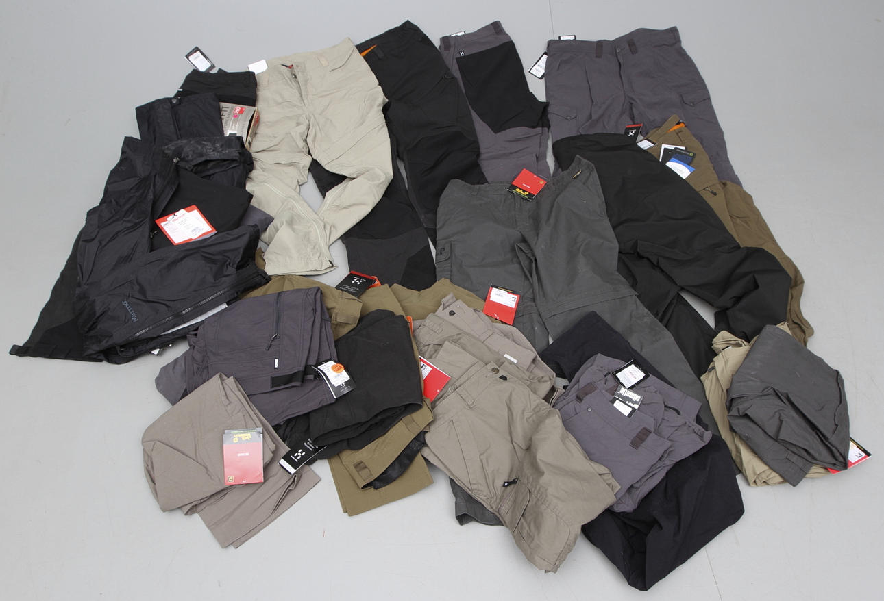 NYA BYXOR, 30 del, blandade storlekar, bland annat Haglöfs och Houdini.