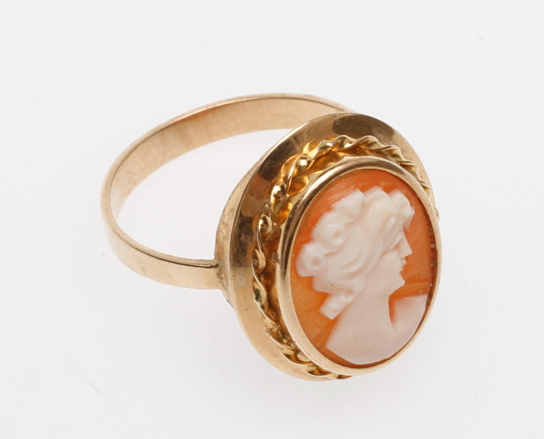 CAMÉRING, 18k guld, vikt ca 4 gr.