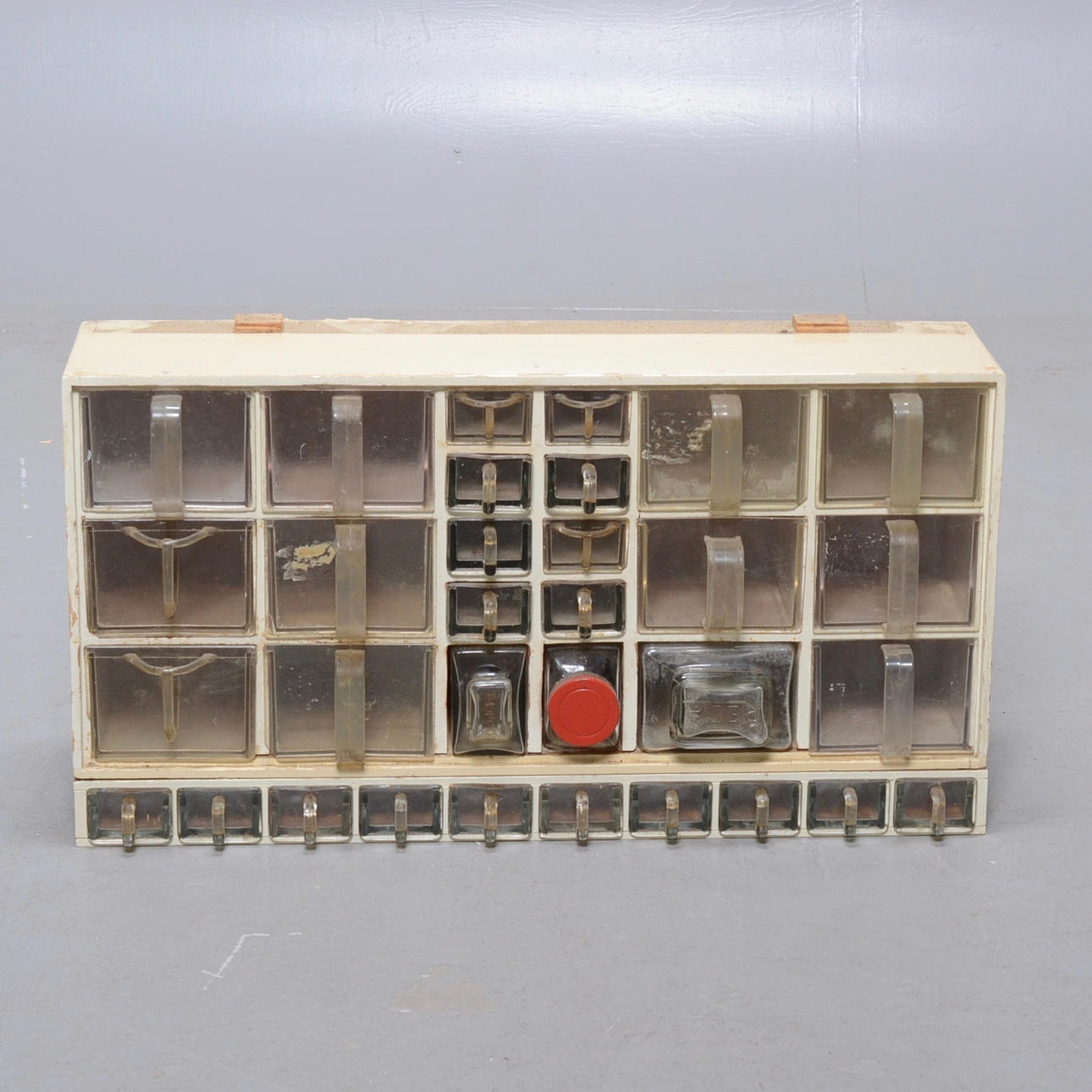 SPECERIHYLLA, retro.