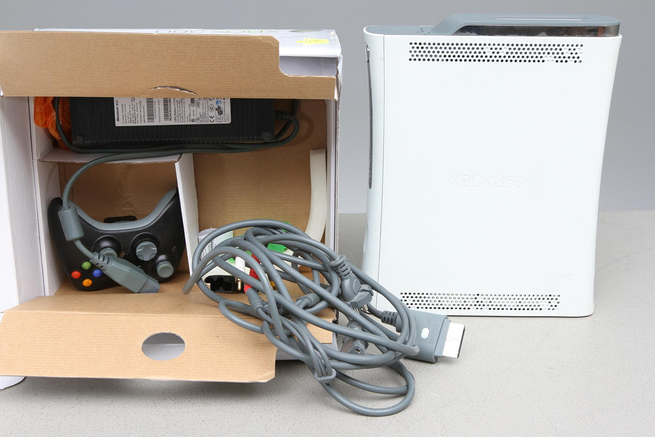 SPELKONSOL, X-BOX 360.
