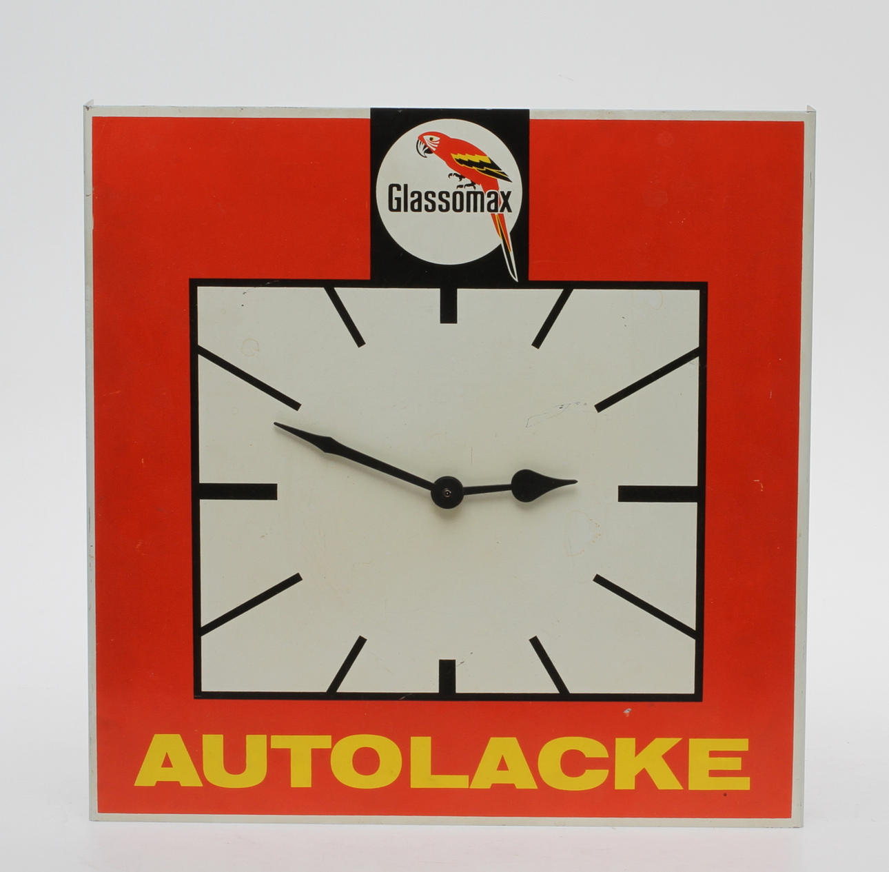 VÄGGKLOCKA, Autolacke, 1900-tal.