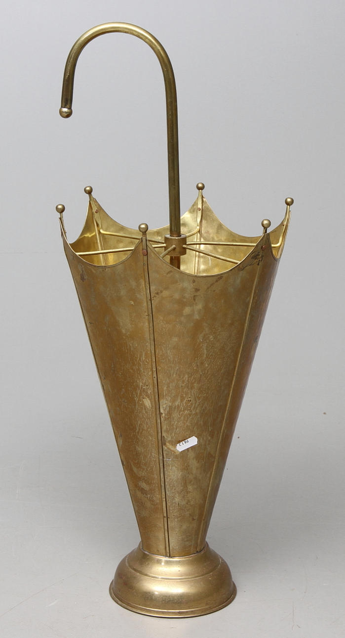 PARAPLYSTÄLL, gulmetall, i form av paraply, 1900 tal.