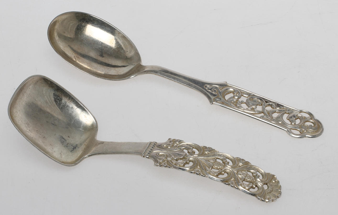 SKEDAR, 2 st, silver, Brodrene Lohne, Norge.
