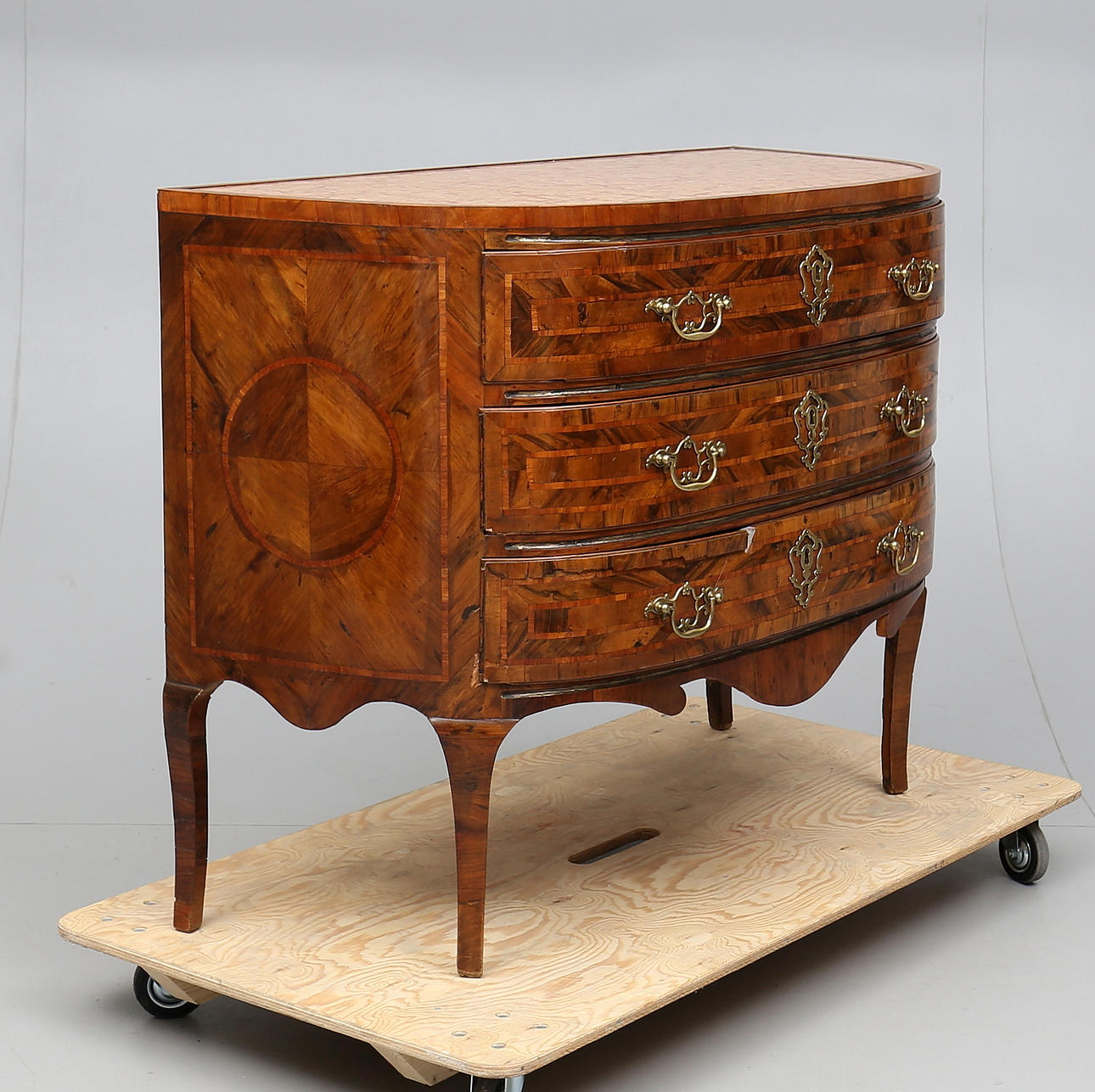 Kommode, Rokoko, Mitteleuropa, 18. Jahrhundert.