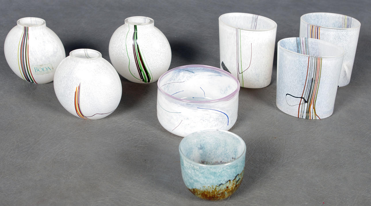 MINIATYRVASER, 6 stycken Bertil Vallien, 1 Kjell Engman, 1 Pernille Bastrup.