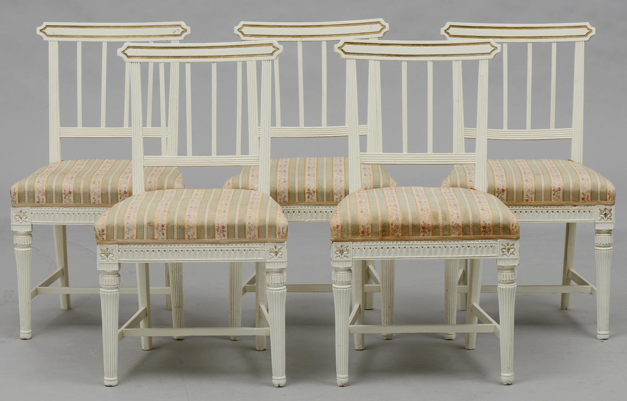 STOLAR, fem stycken, gustavianska, signerade NTS (Nils Thorsson, Ingemanstorp, 1779-1848).