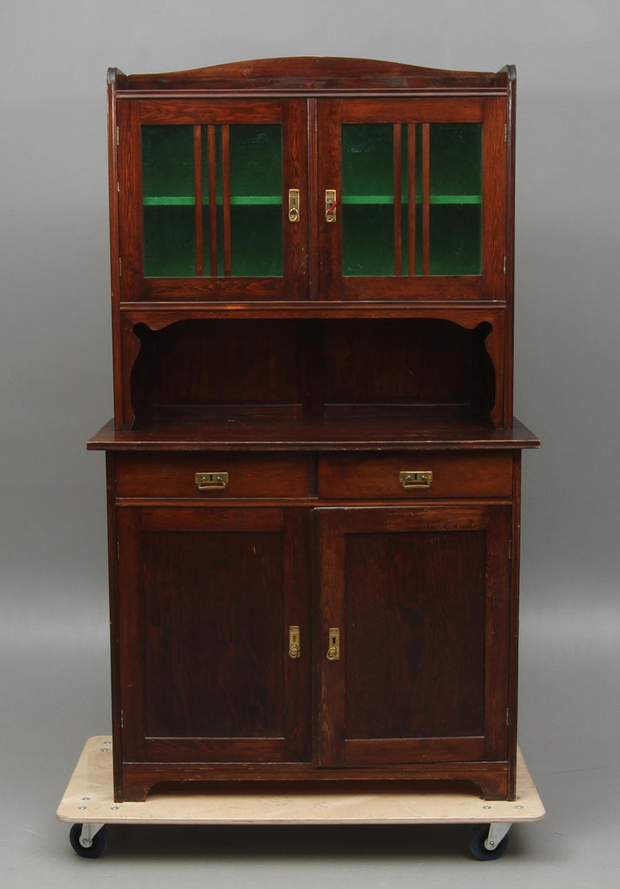 SKÅP, jugend, 1900-tal.