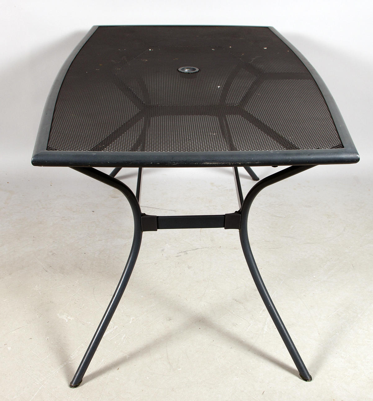 TRÄDGÅRDSGRUPP, blåmålad.